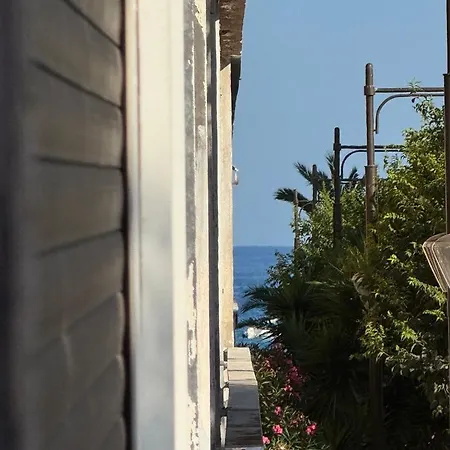 A 2 Pas De La Et Du Train * Roquebrune-Cap-Martin